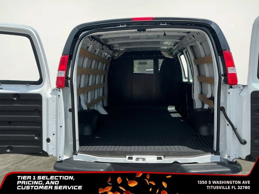 Used 2025 GMC Savana 2500 w/ Driver Convenience Package RWD image 20