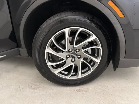 Used 2022 Lincoln Corsair FWD image 25