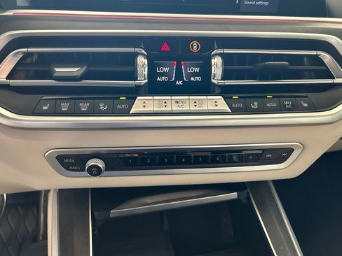 Used 2022 BMW X5 sDrive40i w/ M Sport Package RWD image 49