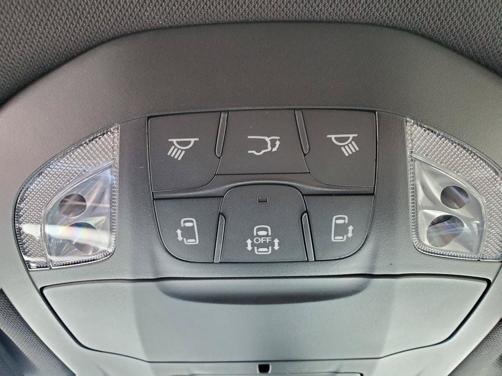 New 2027 Chrysler Pacifica Select FWD image 14