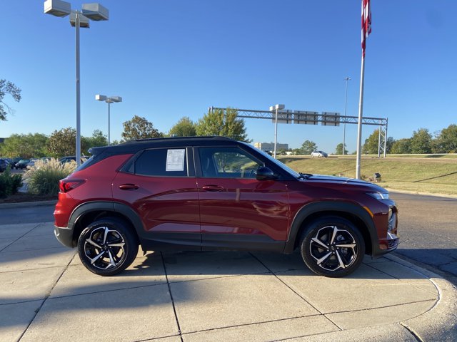 Used 2023 Chevrolet TrailBlazer RS w/ Convenience Package FWD image 12