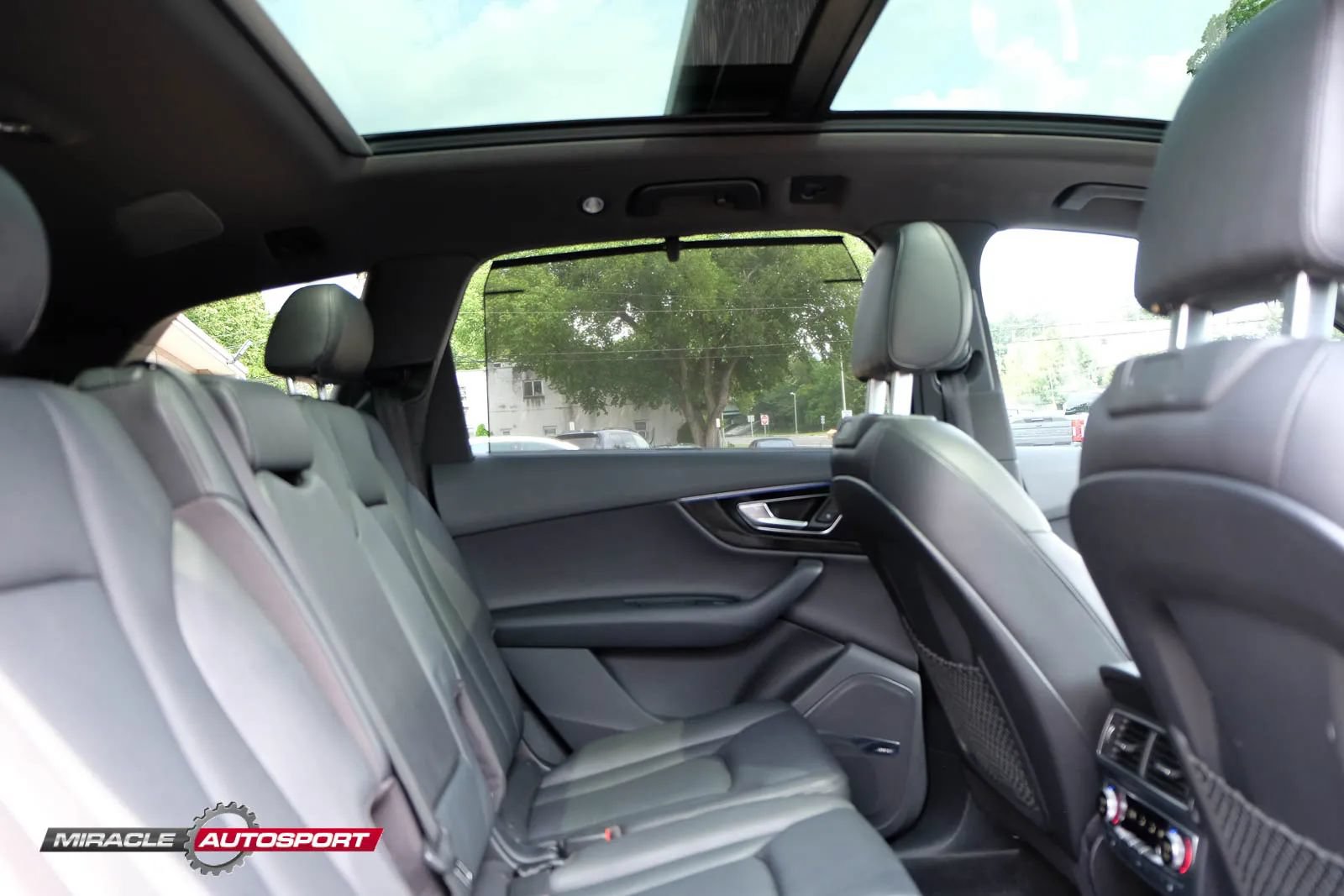 Used 2018 Audi Q7 3.0T Prestige AWD/4WD image 40