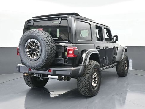 Used 2025 Jeep Wrangler Unlimited Rubicon 392 image 5