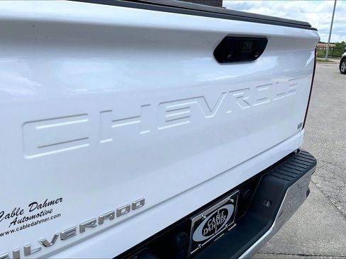 Used 2025 Chevrolet Silverado 2500 LT AWD/4WD image 29