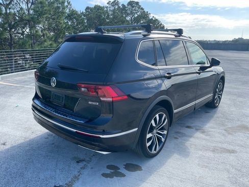 Used 2020 Volkswagen Tiguan SEL Premium R-Line w/ 3rd Row Seat Package image 7