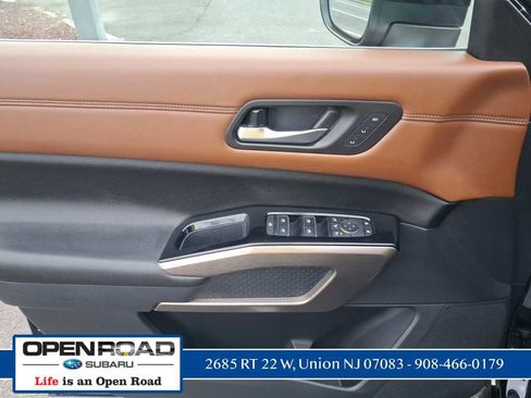 Used 2022 Nissan Pathfinder Platinum w/ Cargo Package AWD/4WD image 13