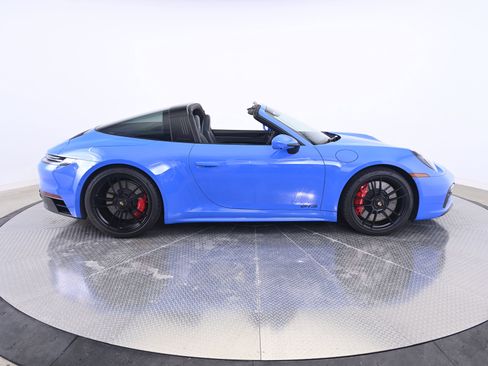 Certified 2022 Porsche 911 Targa 4S AWD/4WD image 8
