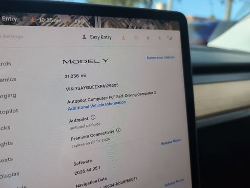 Used 2023 Tesla Model Y Long Range image 12