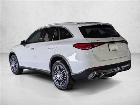 Certified 2026 Mercedes-Benz GLC 300 image 8