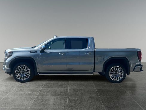 Used 2025 GMC Sierra 1500 Denali Ultimate AWD/4WD image 4