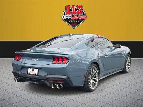 Used 2024 Ford Mustang GT Premium image 6