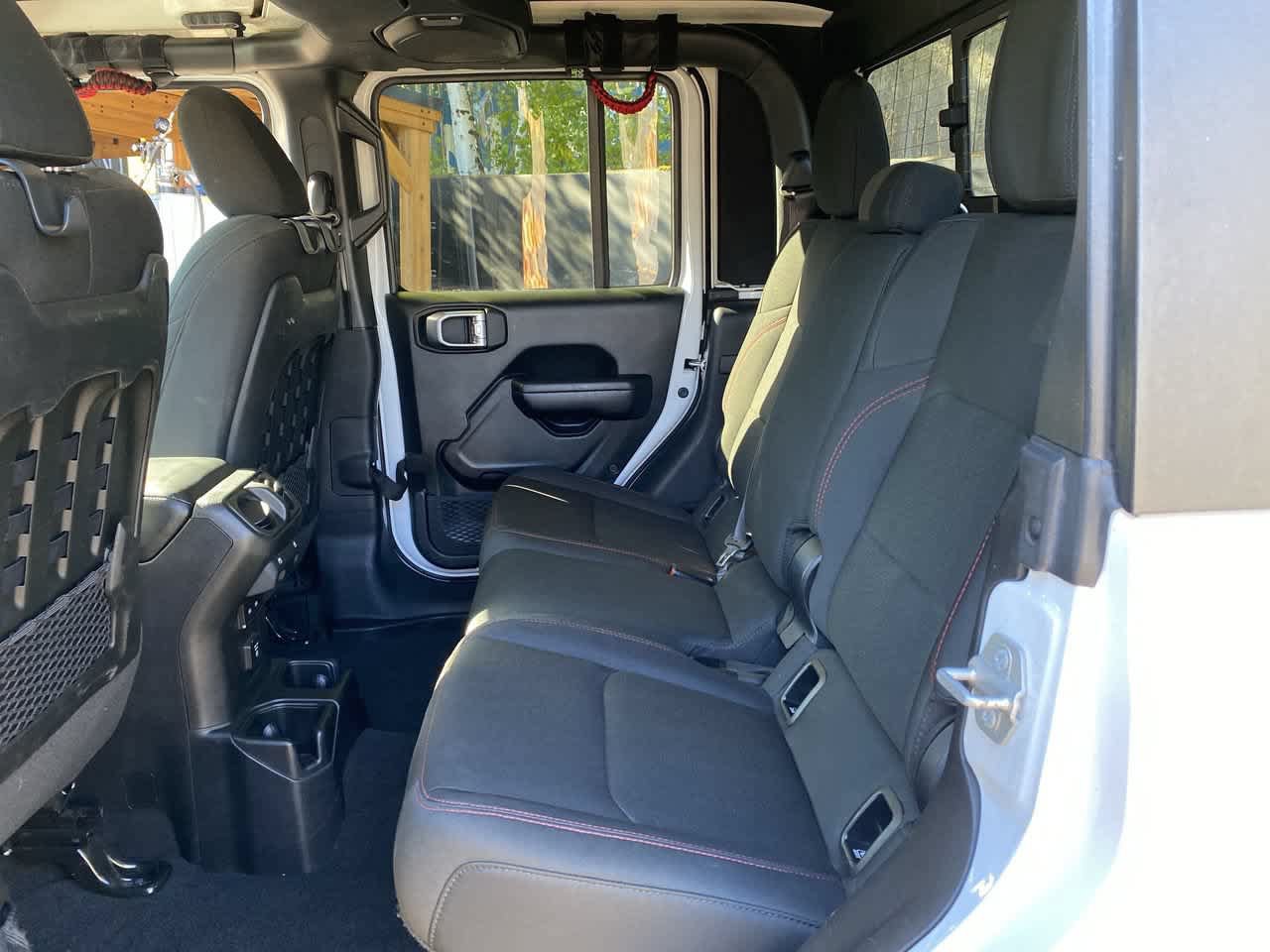 Used 2021 Jeep Gladiator Rubicon AWD/4WD image 16