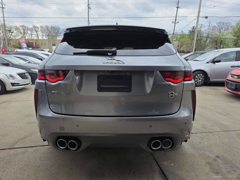 Used 2020 Jaguar F-PACE SVR image 8