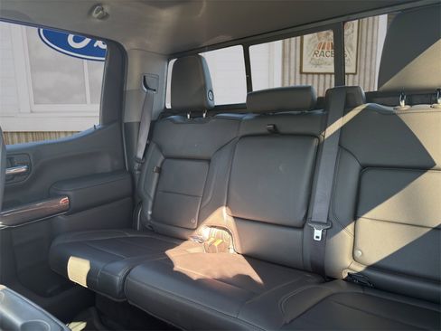 Used 2019 Chevrolet Silverado 1500 LTZ w/ LTZ Plus Package image 13