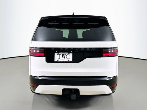 Used 2025 Land Rover Discovery Dynamic SE AWD/4WD image 6