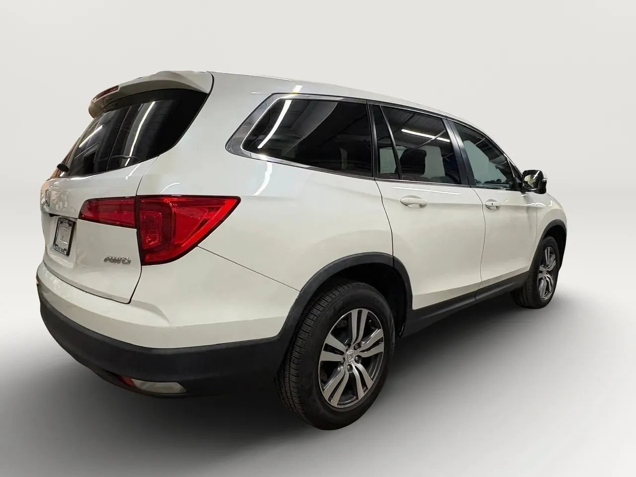 Used 2017 Honda Pilot EX-L image 8