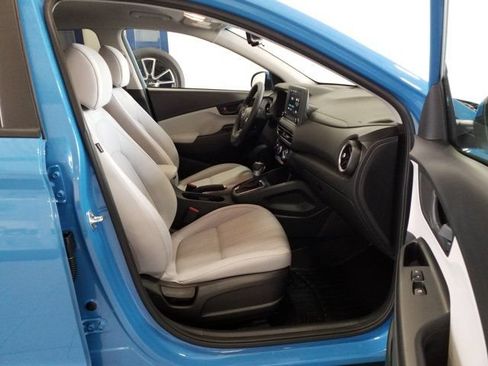 Used 2022 Hyundai Kona SEL AWD/4WD image 16