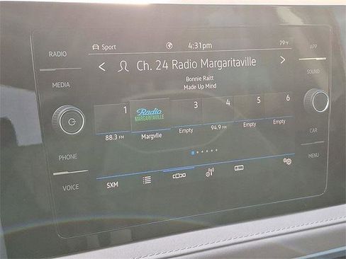 New 2025 Volkswagen Taos SE image 14