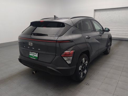 Used 2025 Hyundai Kona SEL FWD image 9