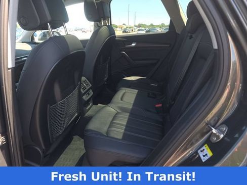 Used 2023 Audi Q5 2.0T Premium w/ Convenience Package AWD/4WD image 6