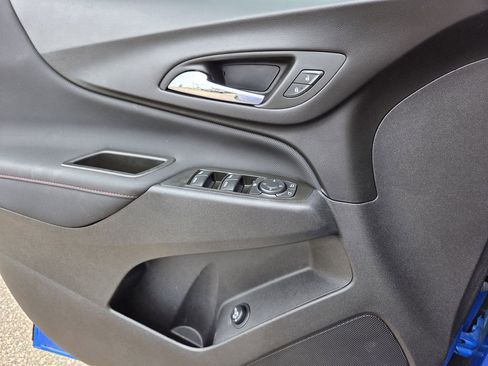 Used 2024 Chevrolet Equinox RS w/ RS Leather Package FWD image 15