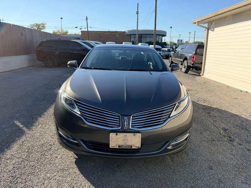 Used 2016 Lincoln MKZ w/ Equipment Group 300A Reserve FWD image 4