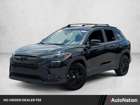 Used 2025 Toyota Corolla Cross AWD Hybrid image 1
