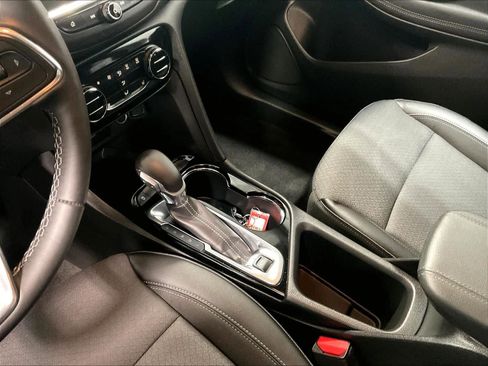 Used 2022 Buick Encore GX Select image 20