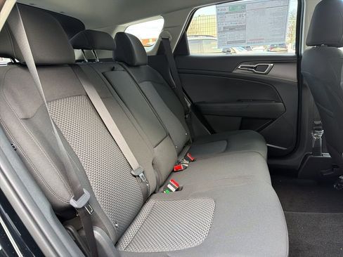 Certified 2026 Kia Sportage LX w/ LX Convenience Package AWD/4WD image 15
