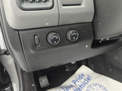 Certified 2021 Chevrolet Colorado W/T w/ Custom Special Edition image 15