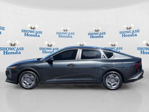 Used 2025 Kia K4 image 4