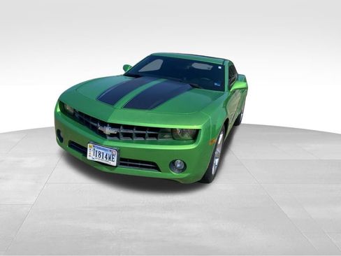 Used 2010 Chevrolet Camaro LT RWD image 3