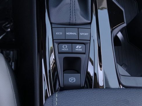 New 2026 Toyota Camry XLE FWD image 25