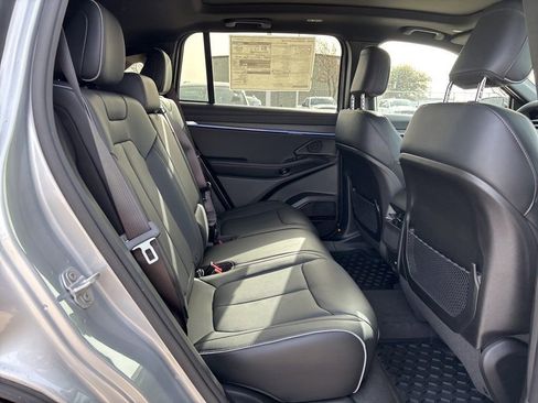 New 2025 Jeep Wagoneer S Limited image 12