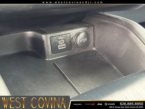 Used 2024 Ford Escape Active AWD/4WD image 30