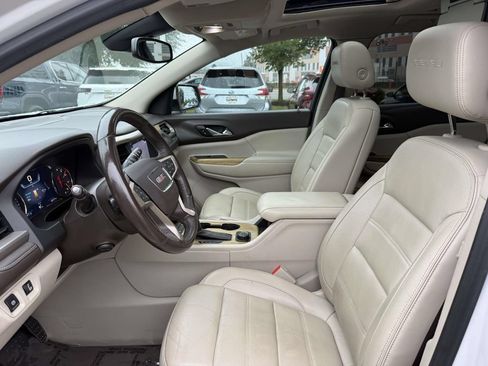 Used 2017 GMC Acadia Denali w/ Technology Package AWD/4WD image 14