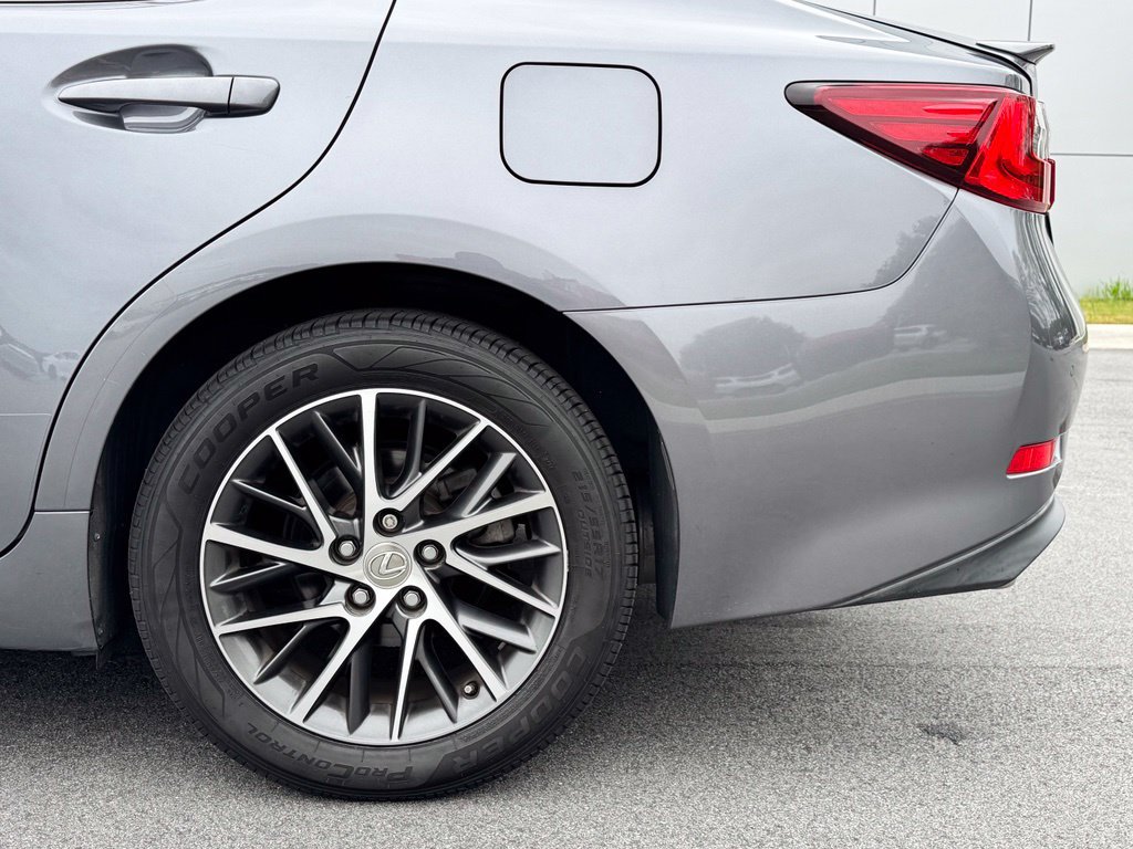 Used 2016 Lexus ES 350 FWD image 34