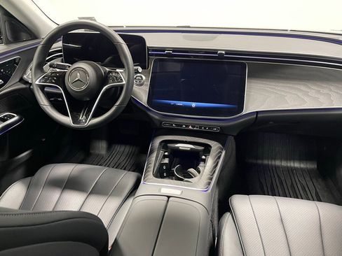 Used 2026 Mercedes-Benz E 350 4MATIC image 29
