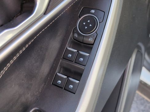 Used 2023 Ford Explorer XLT w/ Equipment Group 202A image 13