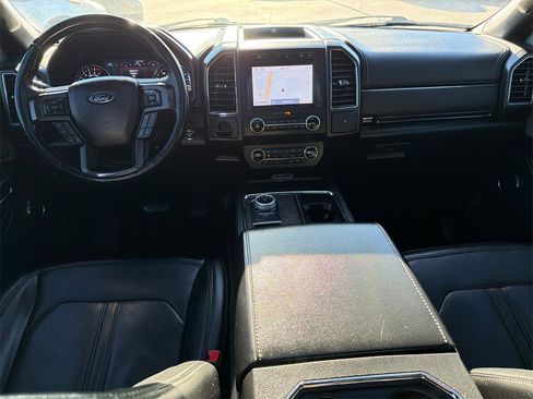 Used 2021 Ford Expedition Limited image 23