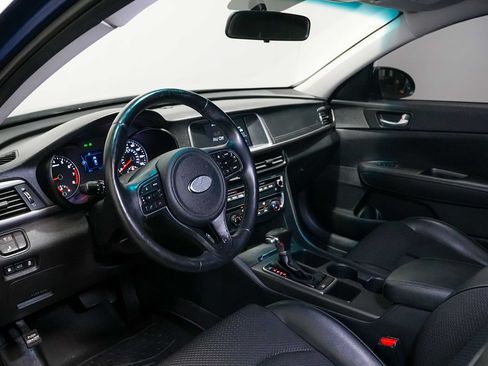 Used 2018 Kia Optima S FWD image 14