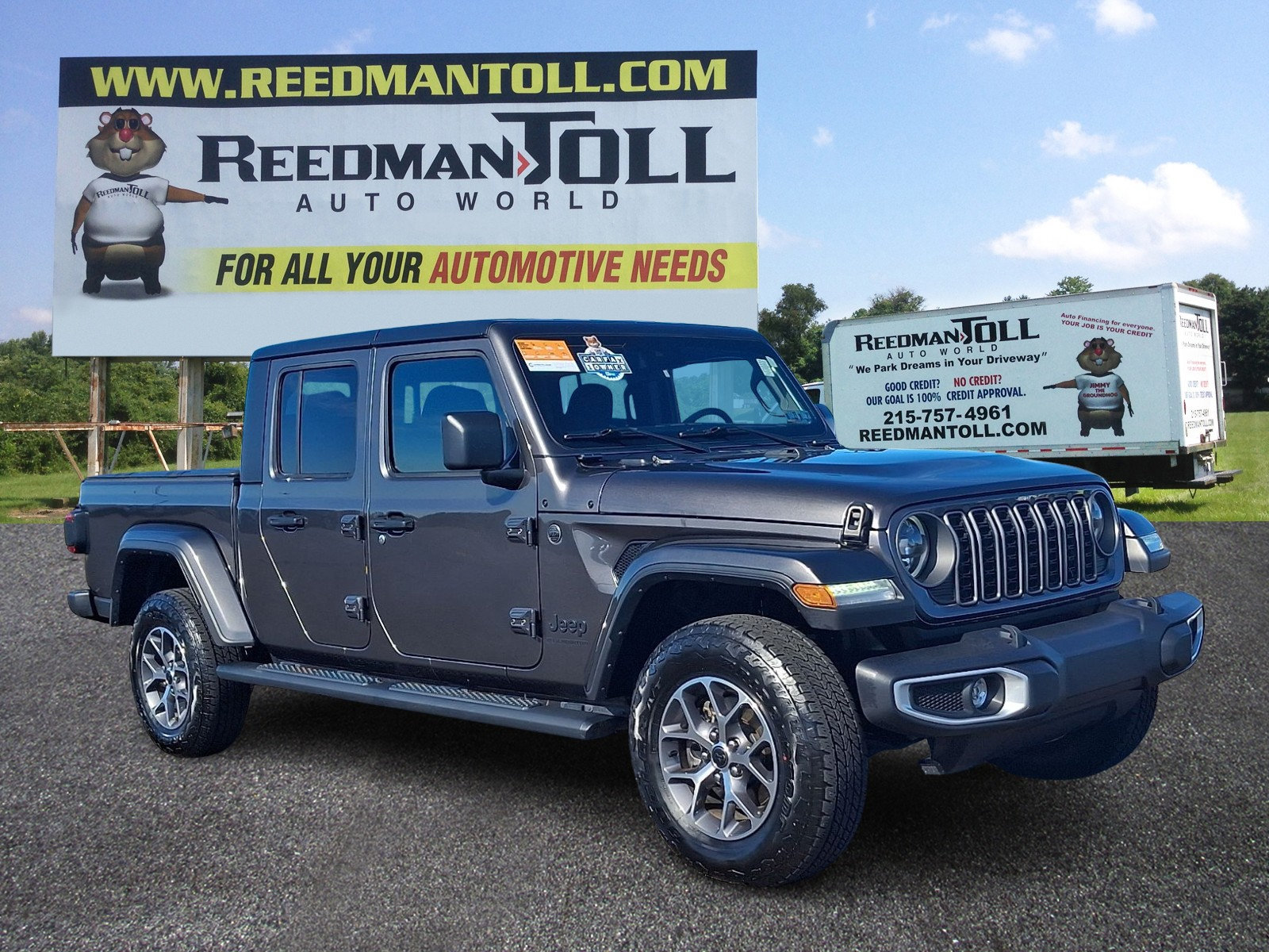 Used 2025 Jeep Gladiator Sport AWD/4WD image 1