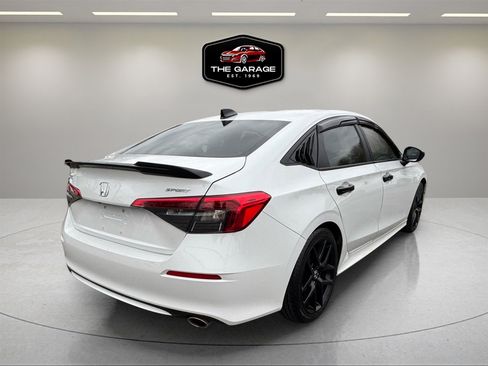 Used 2022 Honda Civic Sport image 13