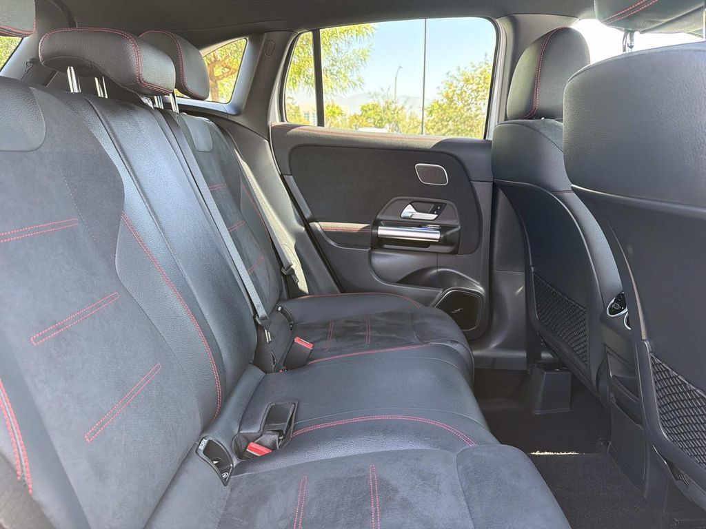 Used 2023 Mercedes-Benz GLA 250 image 20