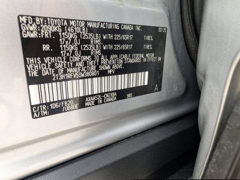 Used 2025 Toyota RAV4 LE image 35