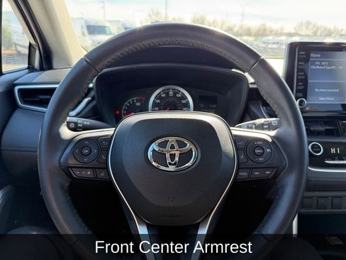 Used 2022 Toyota Corolla Cross LE image 16