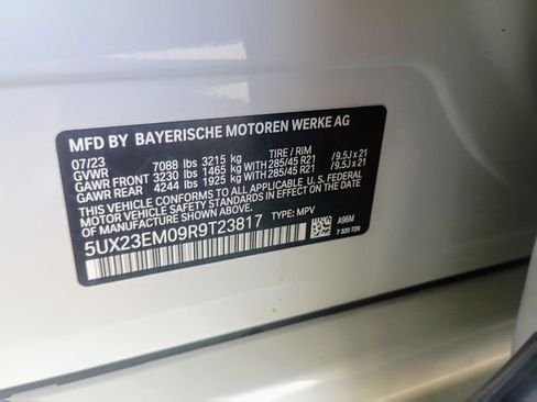 Used 2024 BMW X7 xDrive40i w/ Executive Package AWD/4WD image 25