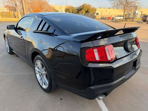 Used 2012 Ford Mustang GT Premium w/ Security Pkg image 4