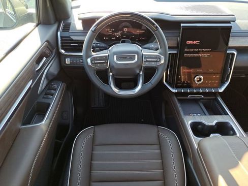 New 2026 GMC Acadia Denali Ultimate w/ LPO, Floor Liner Package image 8