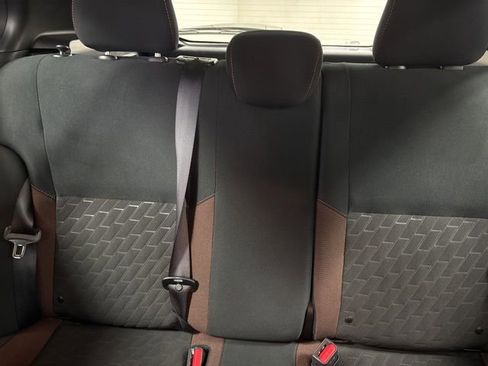 Used 2024 Nissan Kicks SR image 17